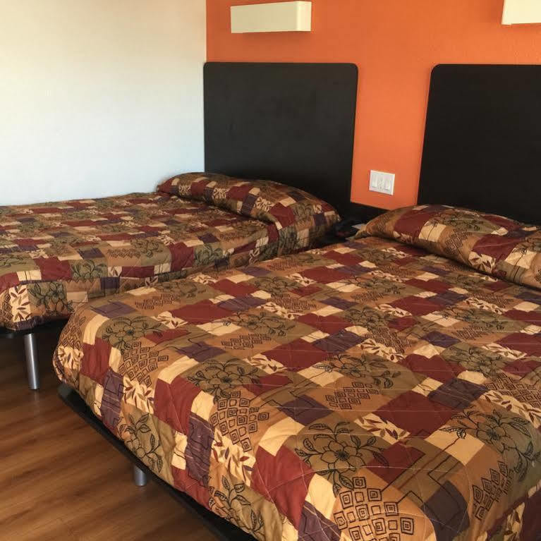Motel 6 Бейкерсфілд Екстер'єр фото